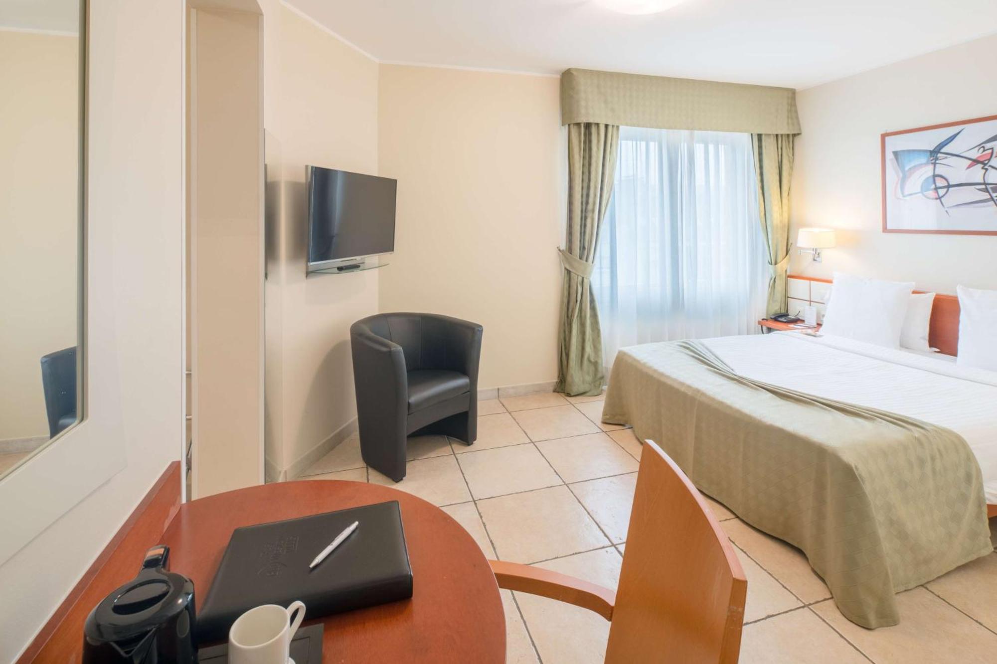 Best Western Plus Grand Hotel Victor Hugo Luxembourg Exterior photo